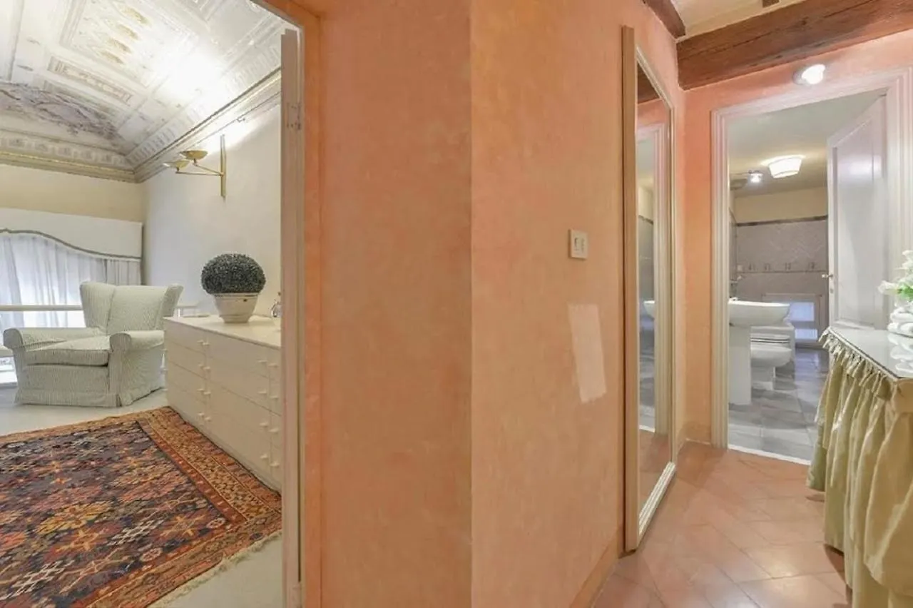 Maggio Palace By Vacavilla Florence Apartment