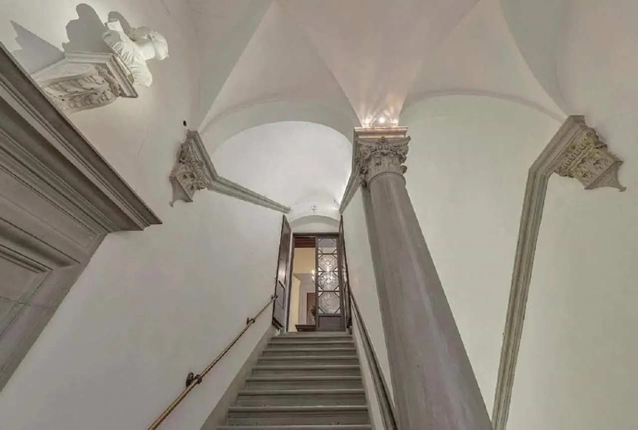 Maggio Palace By Vacavilla Florence 0*,  Italy