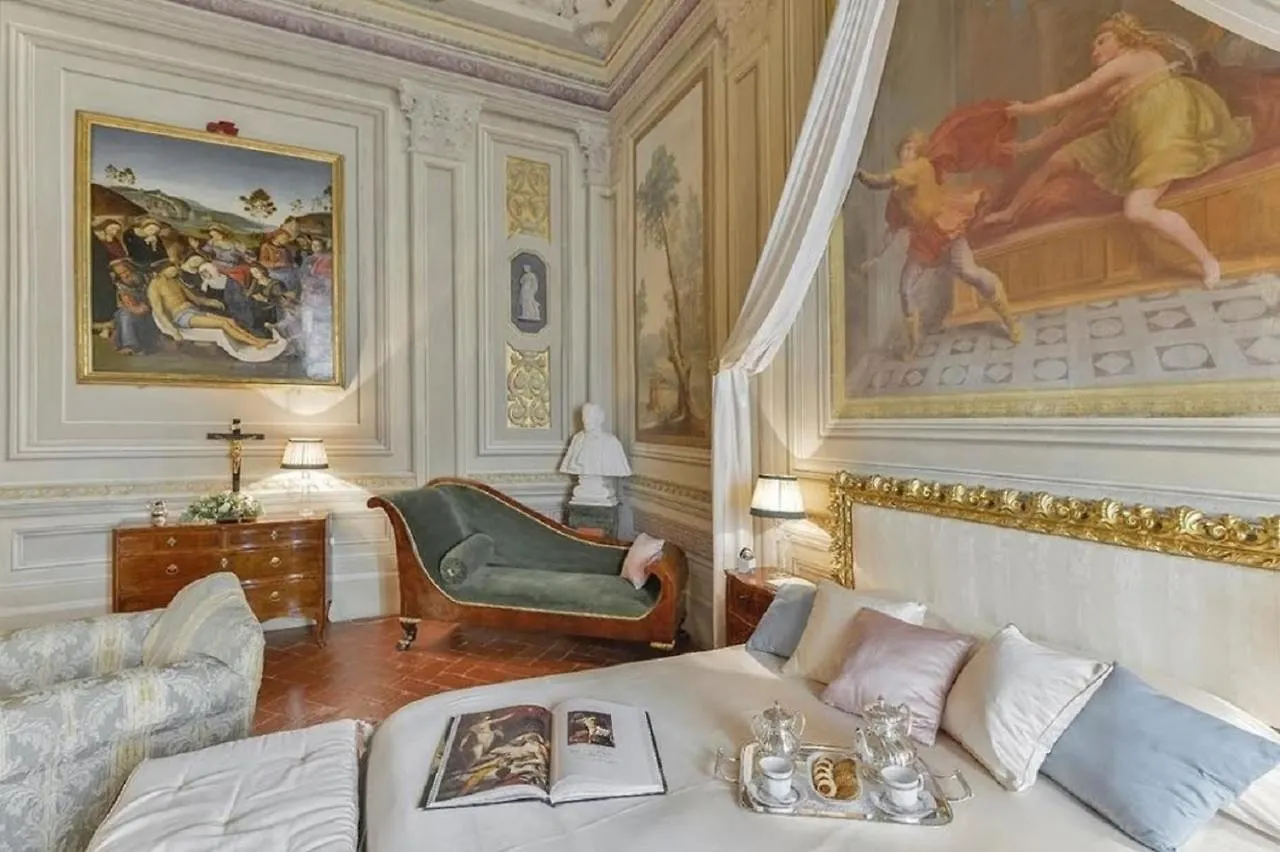 Maggio Palace By Vacavilla Florence 0*,  Italy