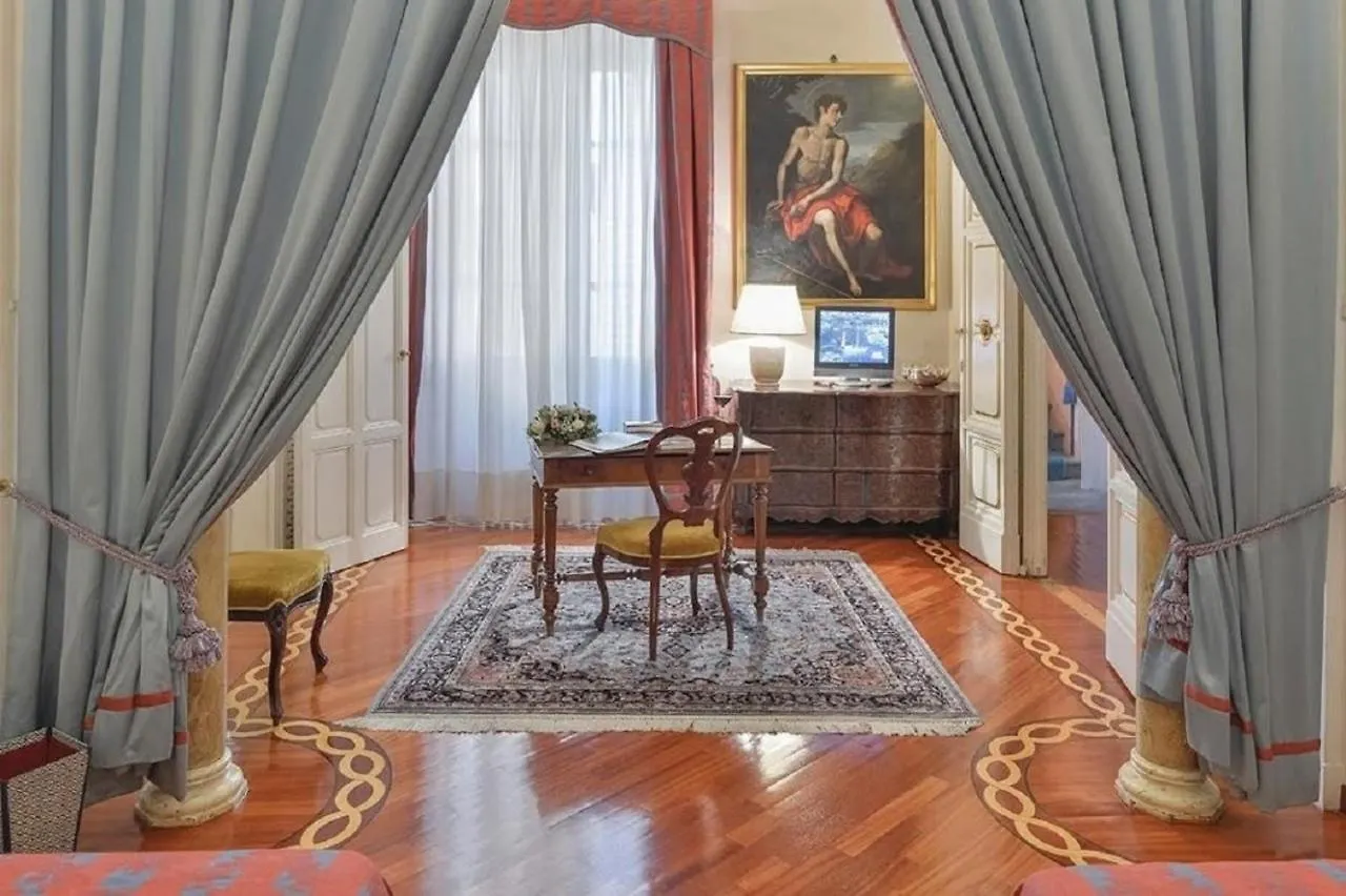 Maggio Palace By Vacavilla Florence Apartment