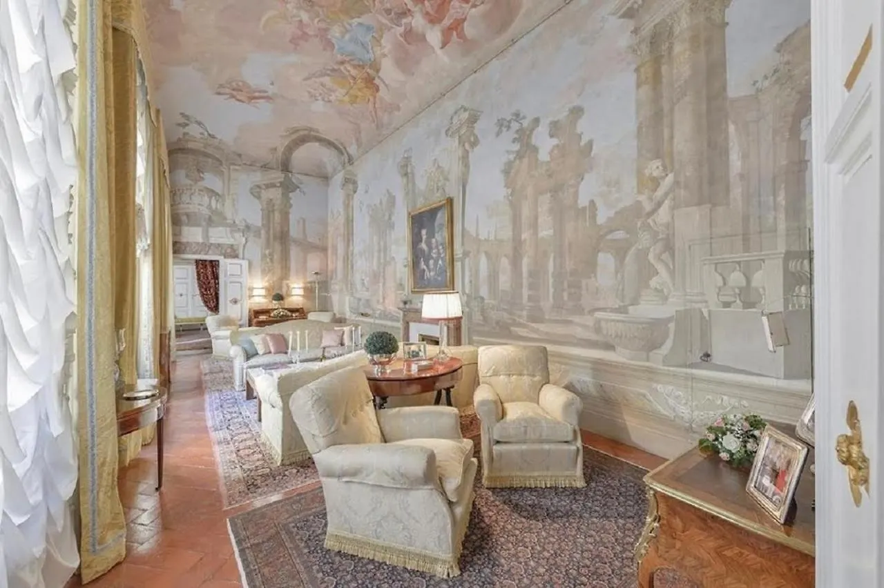 Maggio Palace By Vacavilla Florence 0*,  Italy