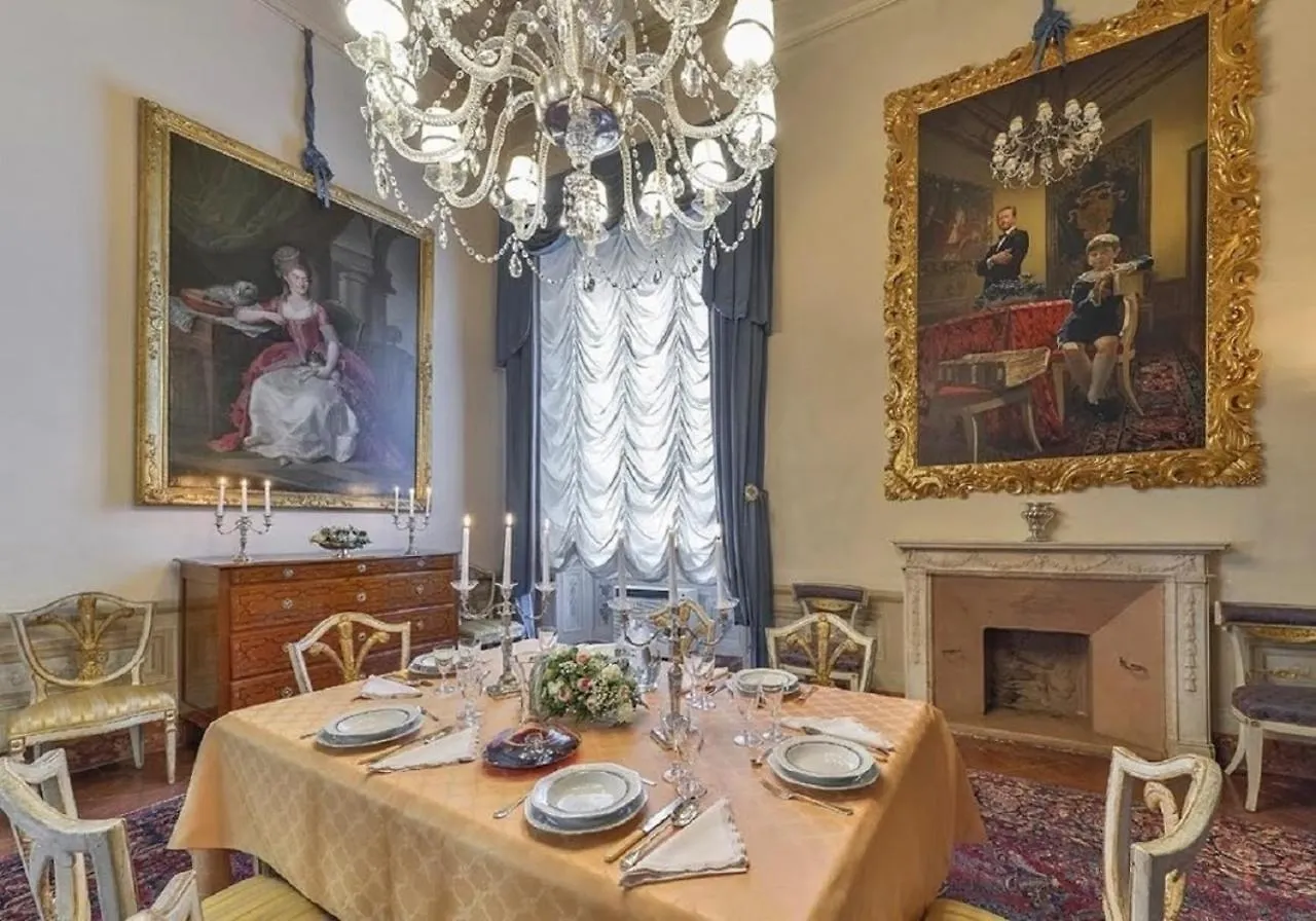 Apartment Maggio Palace By Vacavilla Florence